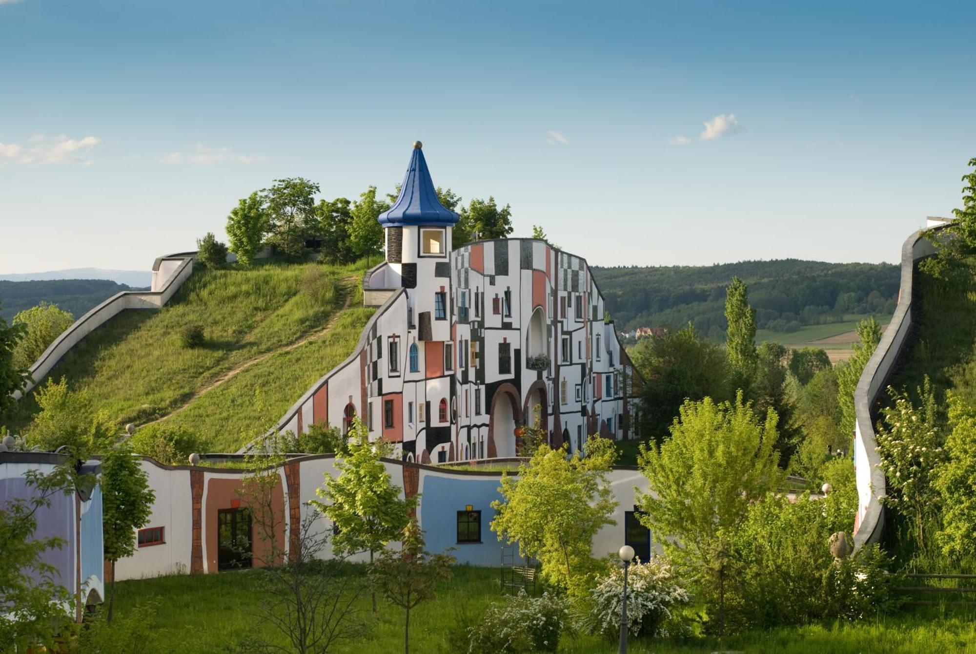 Hôtel Rogner Bad Blumau Extérieur photo